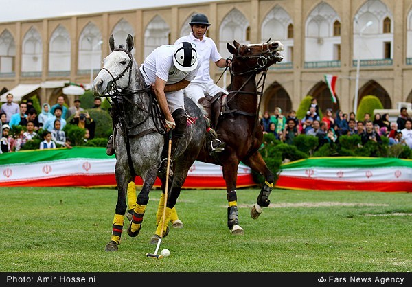 بازی چوگان در میدان نقش جهان اصفهان