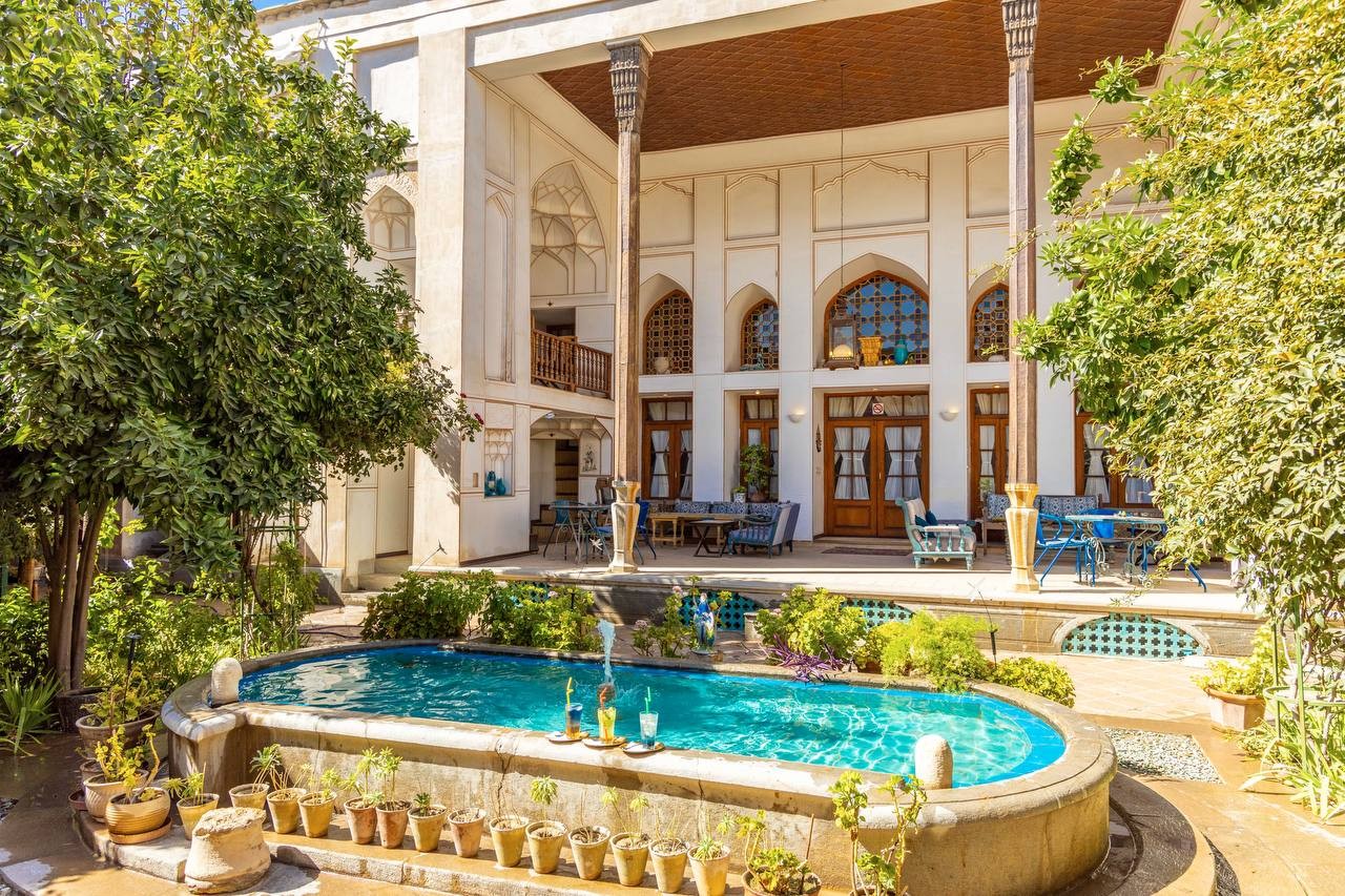 Santi Bakhardi Hotel Isfahan, Isfahan