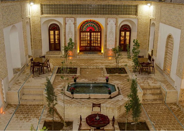 Kelias Traditional Guesthouse Kerman, Kerman — photo 1