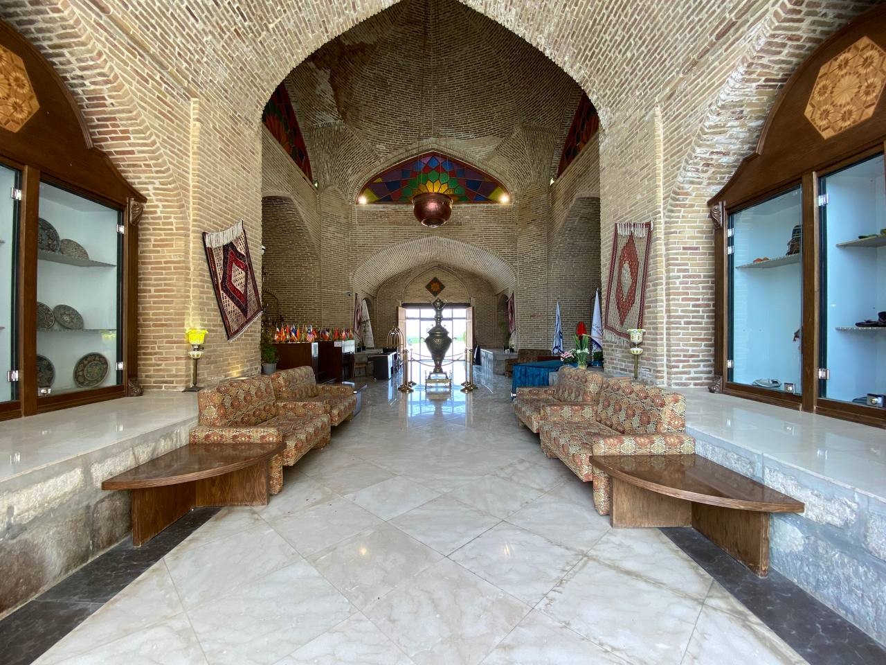 Laleh Bistoon Hotel Kermanshah, Kermanshah — photo 6