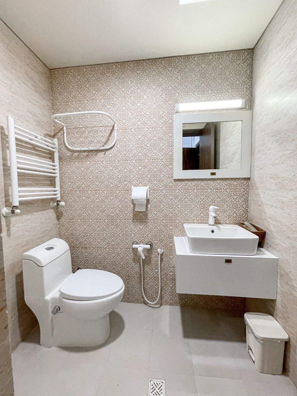 Bozorg Malek (National) Hotel Lahijan, Lahijan — photo 8