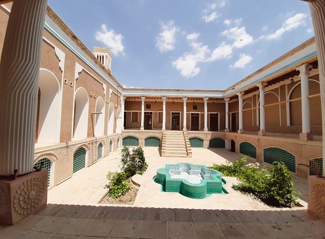 Esfanjan Hotel Semnan, Semnan — photo 7