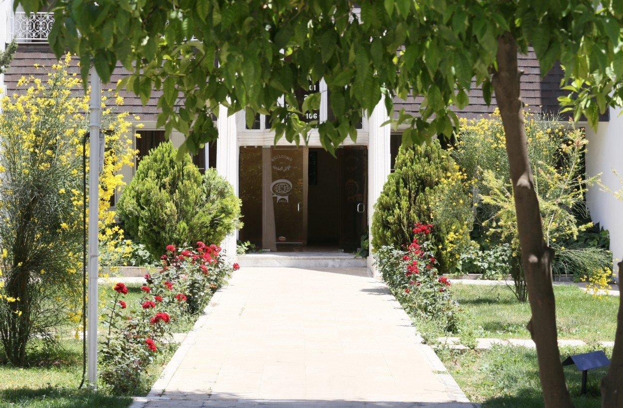 Shiraz Tourism Complex Hotel, Shiraz — photo 2