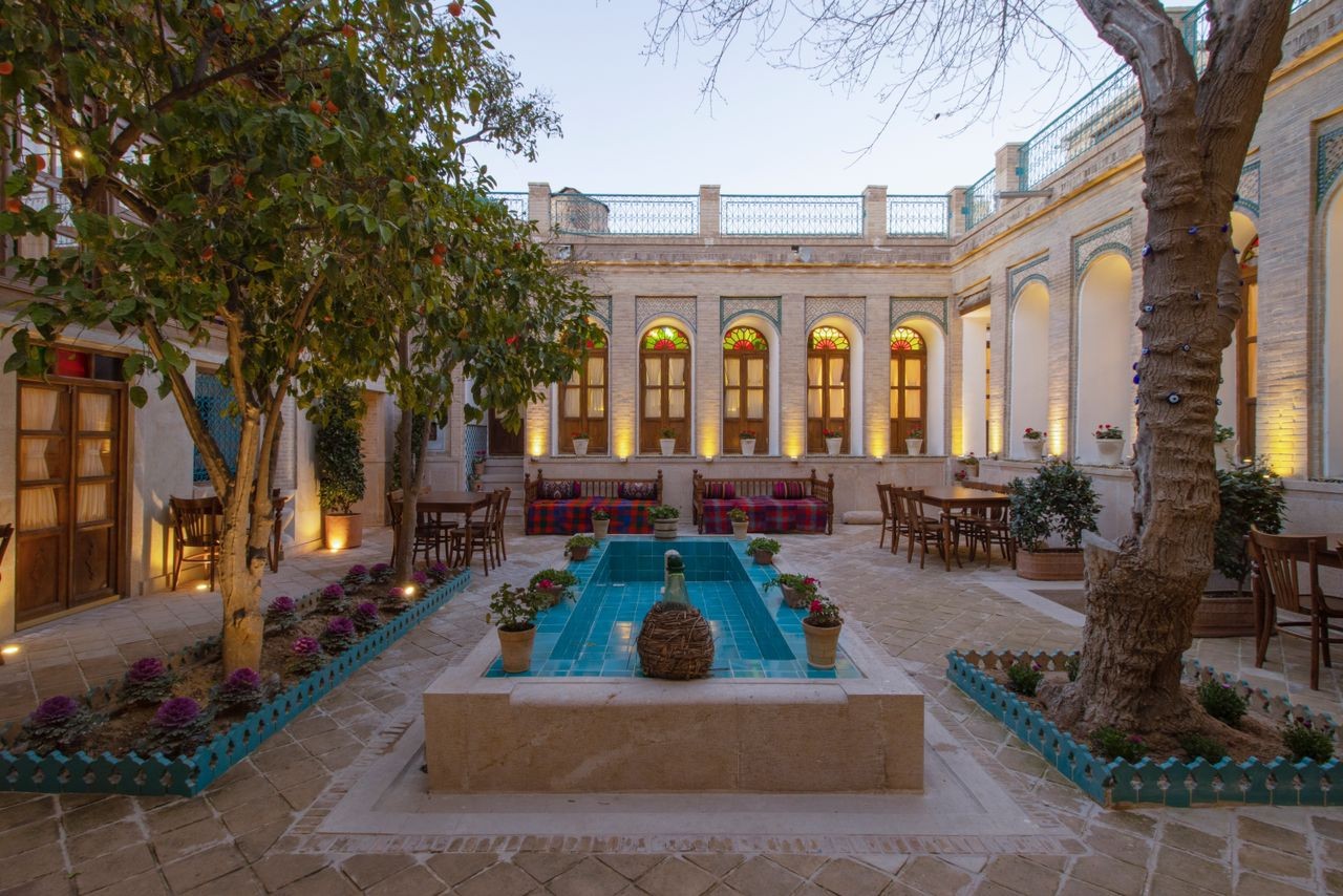 Vartaj Traditional Lodge Shiraz, Shiraz