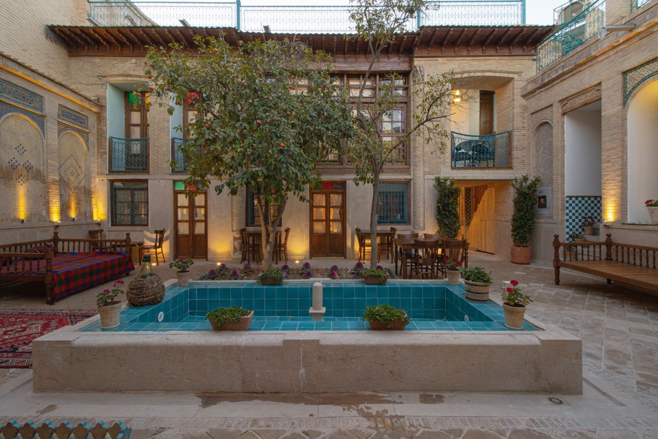 Vartaj Traditional Lodge Shiraz, Shiraz — photo 2