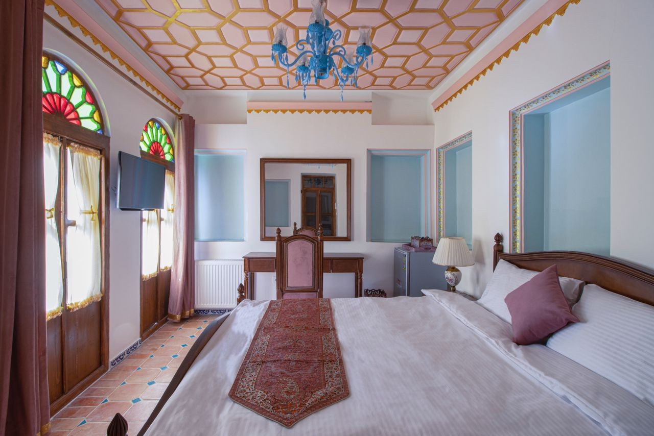 Vartaj Traditional Lodge Shiraz, Shiraz — photo 3
