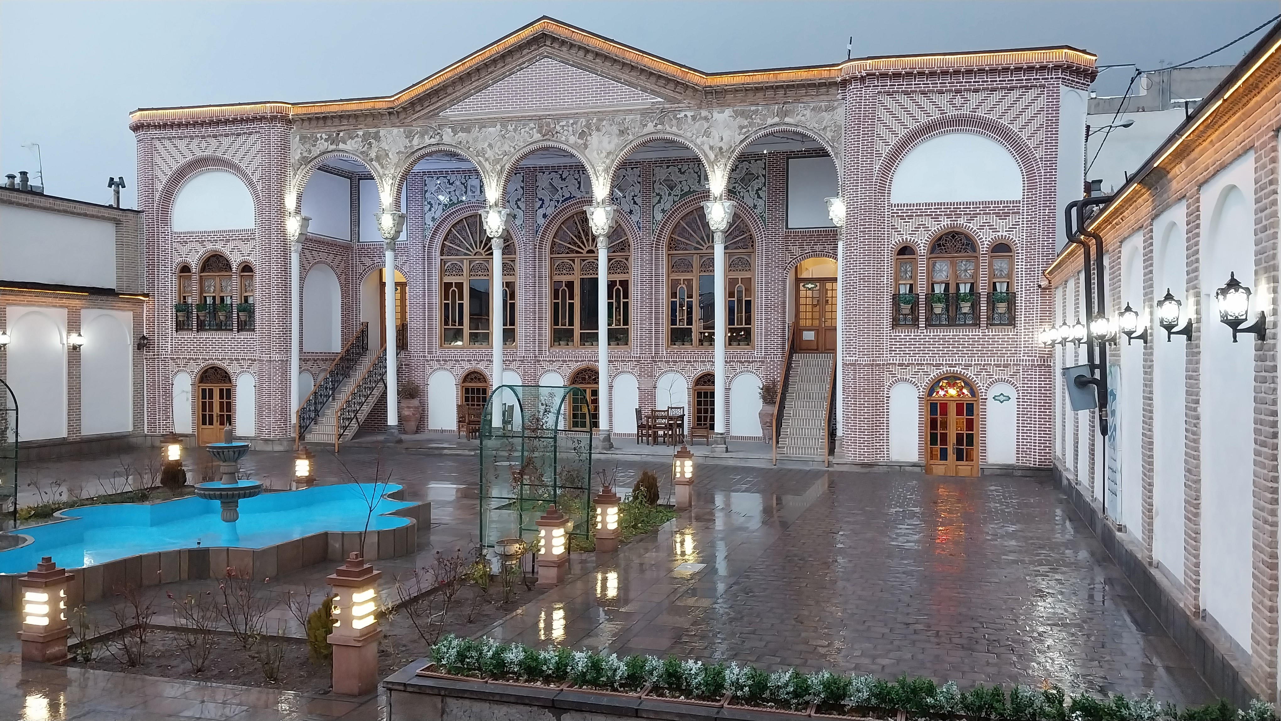 Emarat Mirza Mahdi Farashi Bashi (Sarkhai) Hotel Tabriz, Tabriz