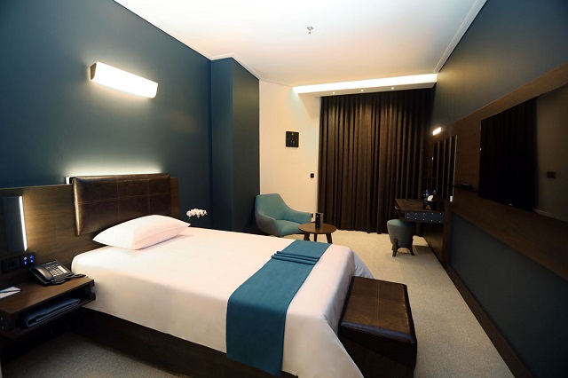 Atana Hotel Tehran, Tehran — photo 4