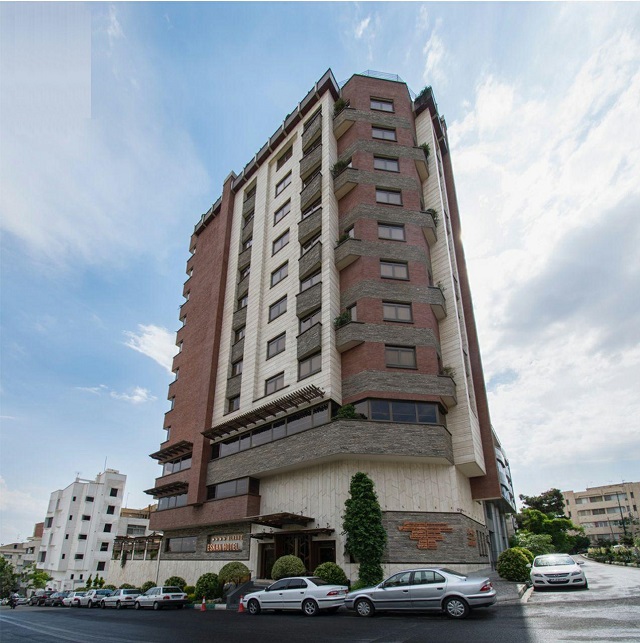 Eskan Alvand, Tehran