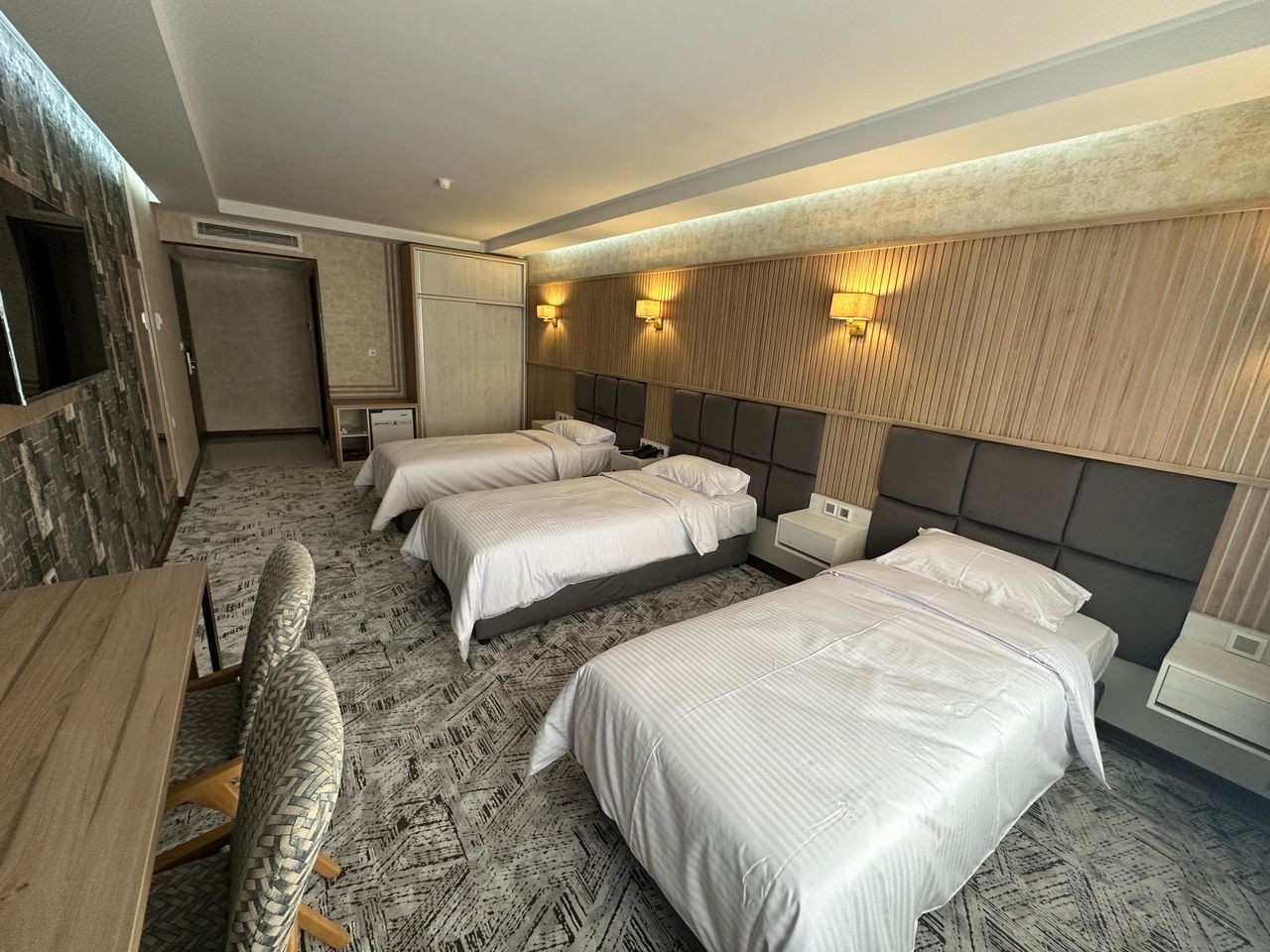 Park Vi Hotel Tehran, Tehran — photo 4