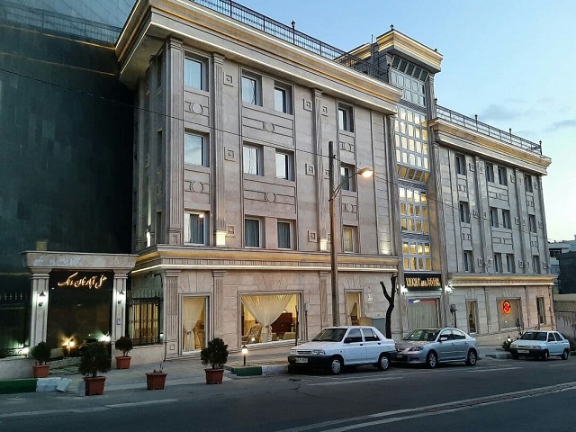 Vanak Hotel Tehran, Tehran — photo 1