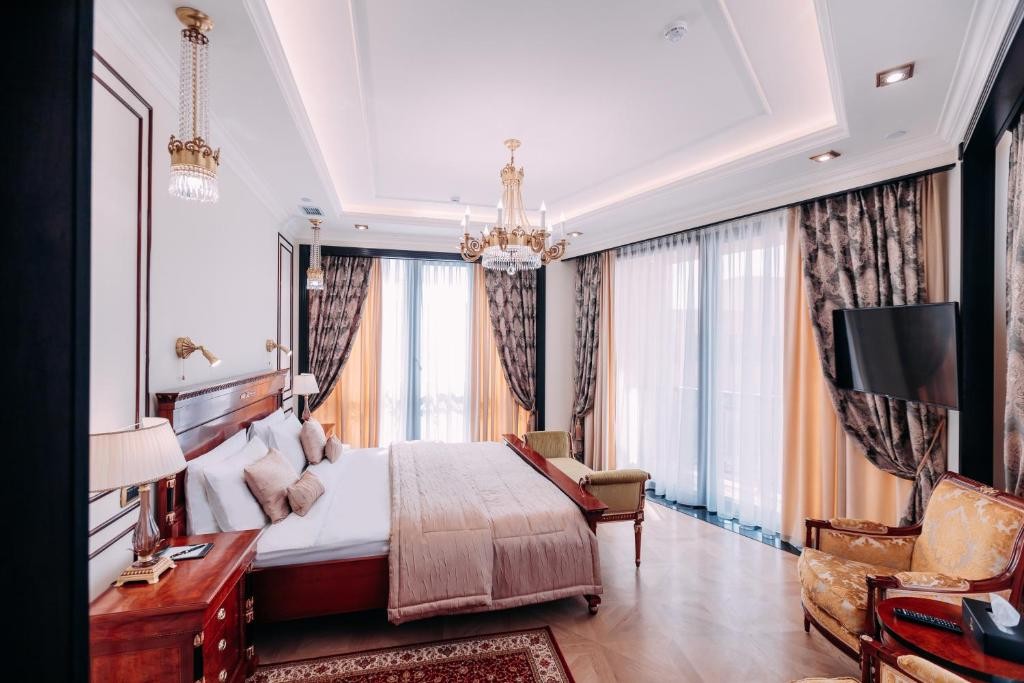 تور هتل گلدن پالاس (Golden Palace) ایروان 1