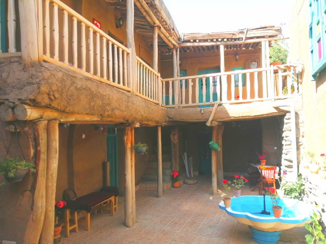 Darboom Ecotourism Lodge Hamadan, Hamadan