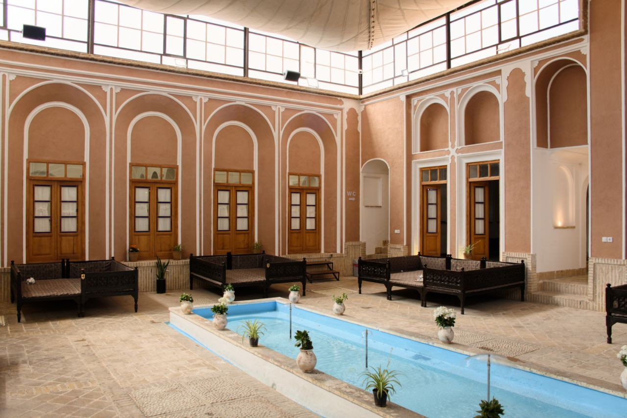 Golshan Traditional Hotel Meybod, Meybod