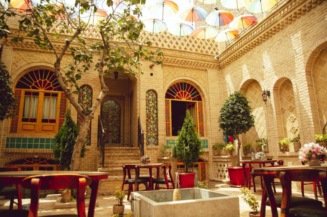 Farhang Hotel Qom, Qom