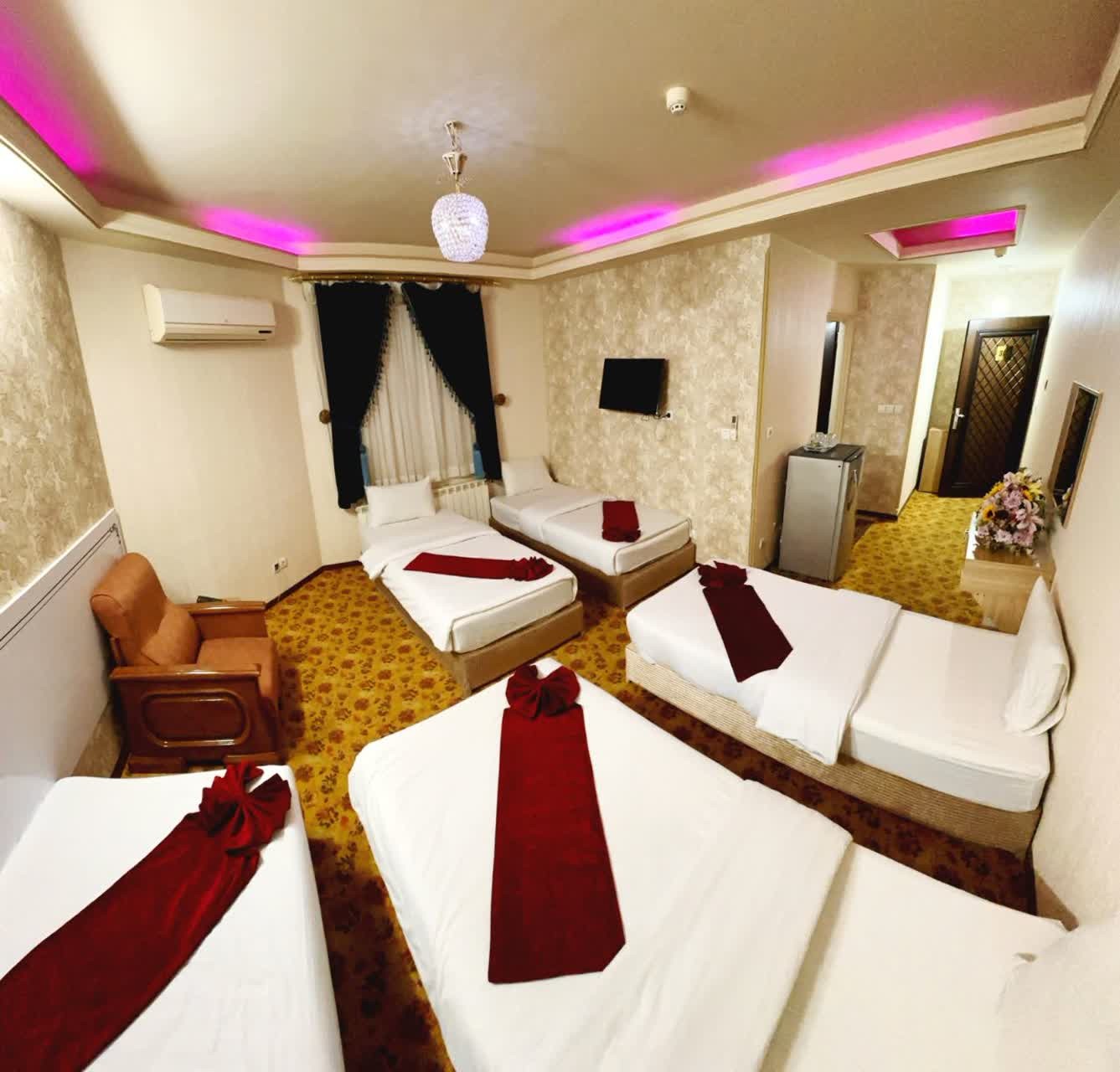 Irana Hotel Qom, Qom — photo 8