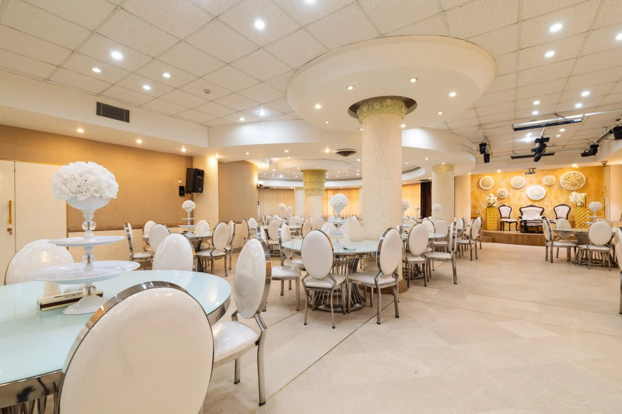 Almpik Hotel Qom, Qom — photo 3