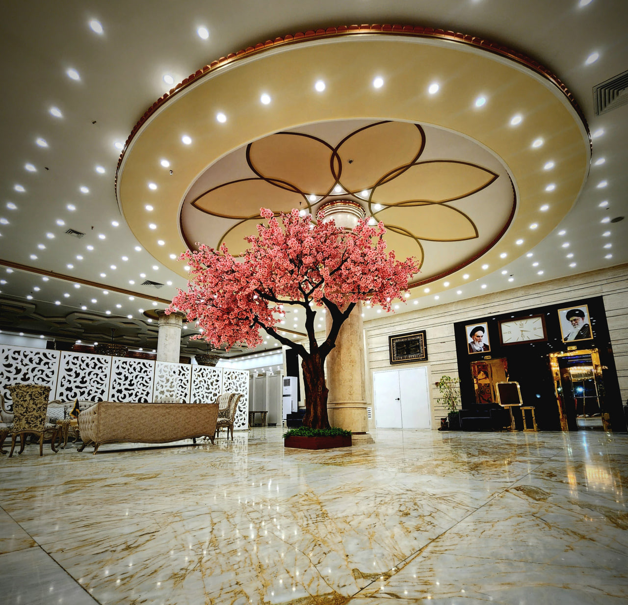 Talaiyeh Hotel Qom, Qom — photo 3