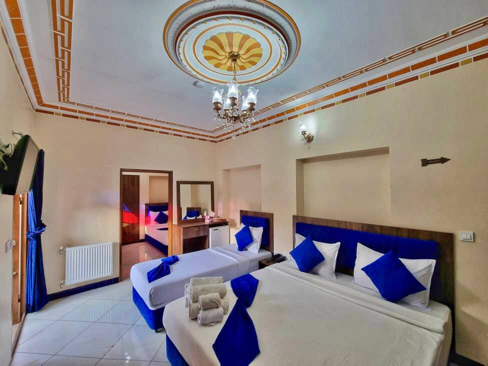 Panj Dari Hotel Shiraz, Shiraz — photo 7