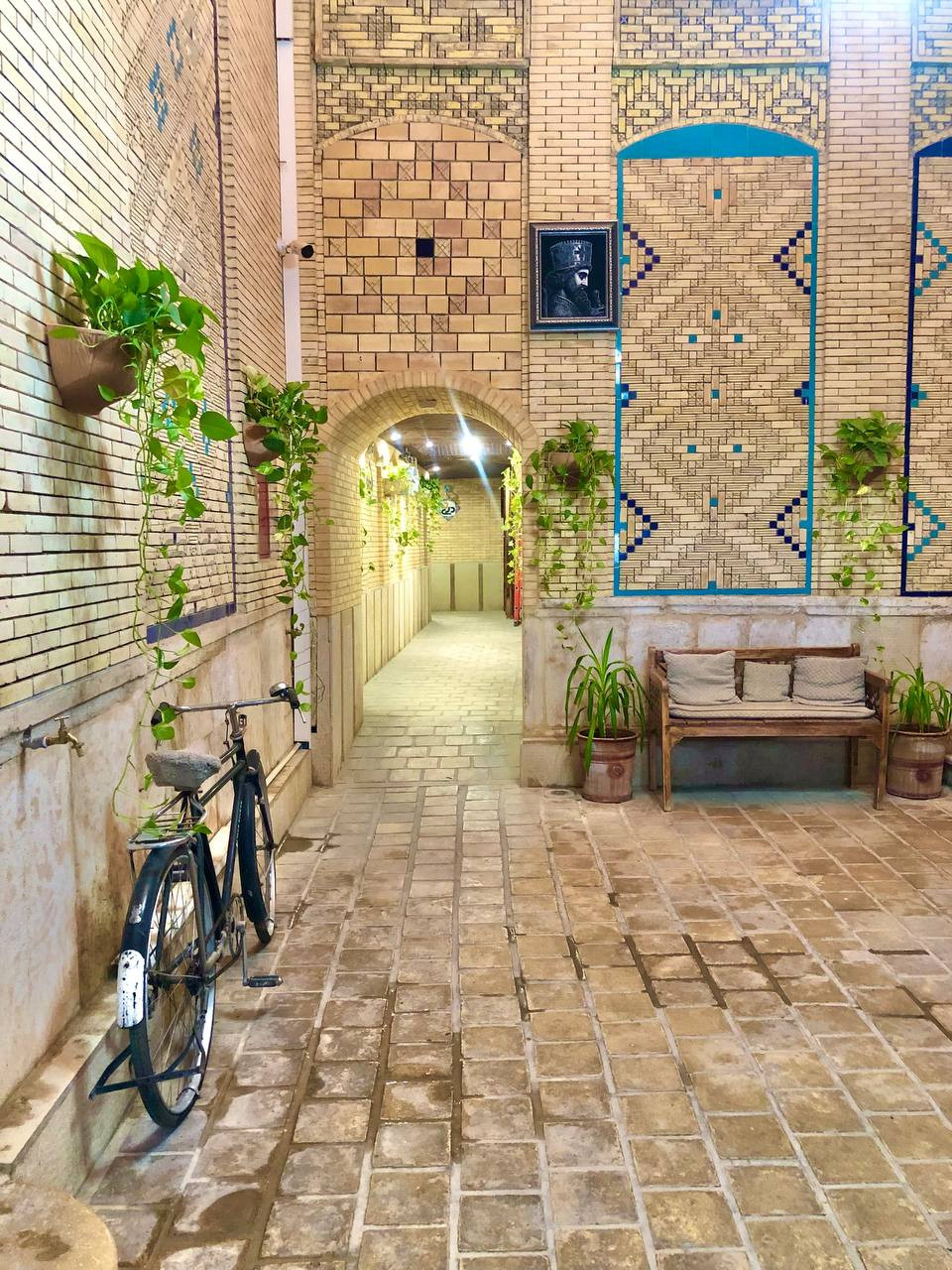Panj Dari Hotel Shiraz, Shiraz — photo 3