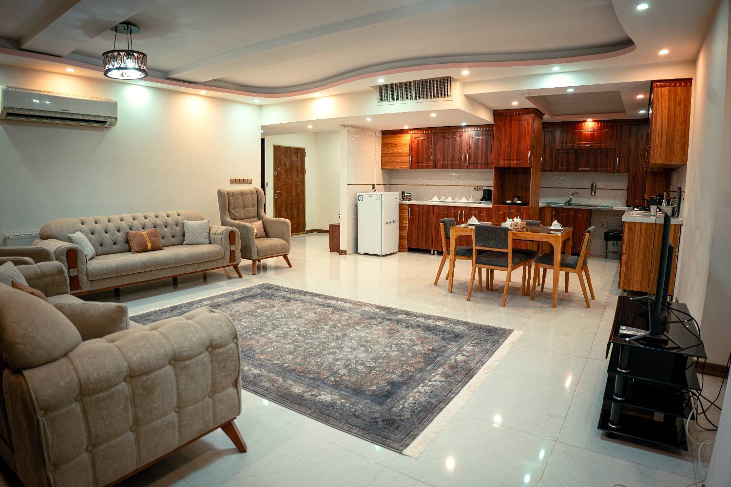 Banis Apartment Hotel Shiraz, Shiraz — photo 4