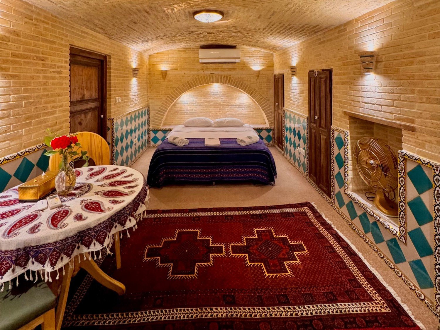 Khaneh Ecotourism Lodge Shiraz, Shiraz — photo 8