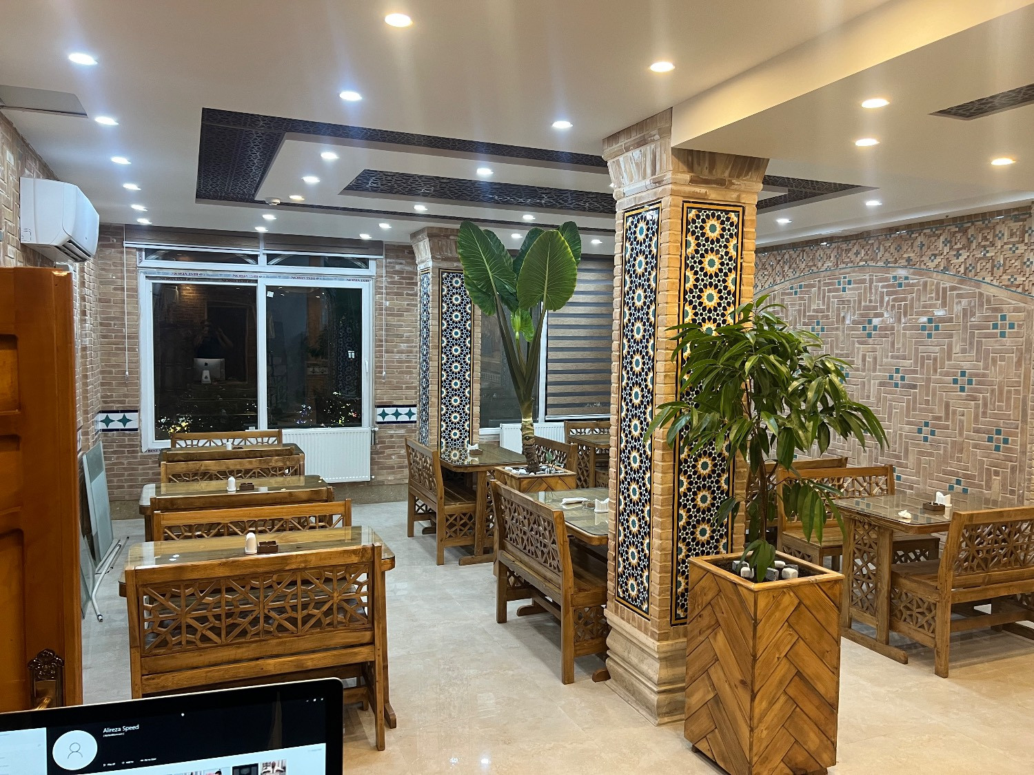Moshir Hotel Shiraz, Shiraz — photo 4