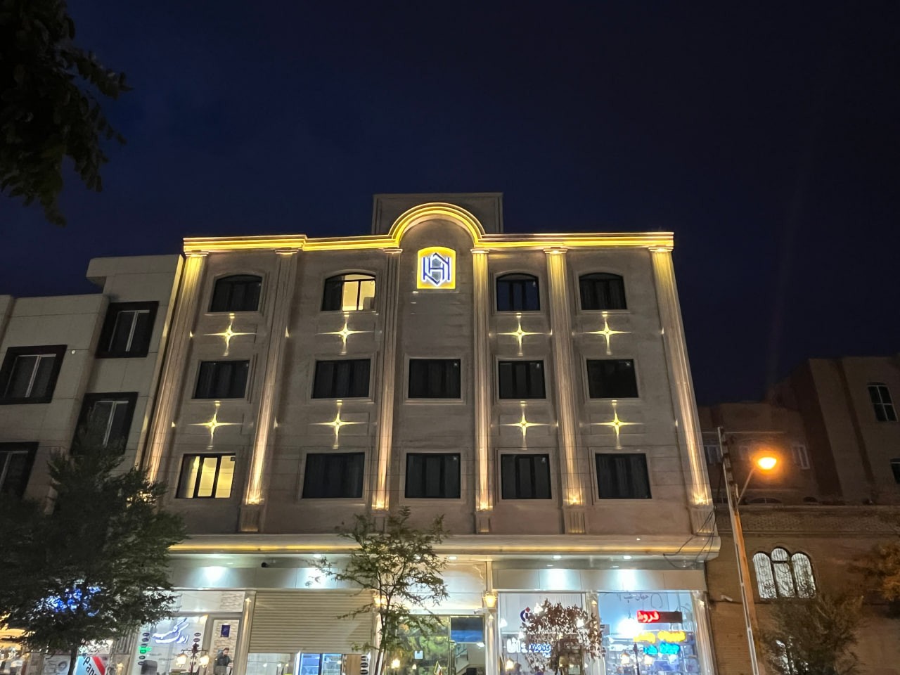 Shahr Hotel Tabriz, Tabriz