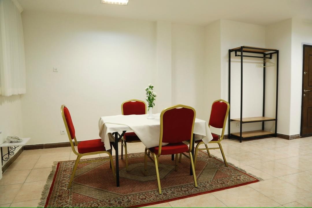 Persian Plaza Motahhari Travellers' House Tehran Guesthouse, Tehran — photo 6
