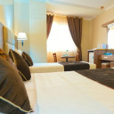 اتاق سه تخته شرقی هتل آسمان اصفهان