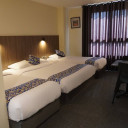 اتاق چهار تخته هتل کاربات اصفهان