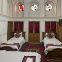 اتاق چهار تخته استاندارد اقامتگاه سنتی یاس اصفهان