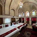 اتاق چهار تخته ویژه اقامتگاه سنتی یاس اصفهان