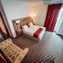 سوئیت رویال یک خوابه دوتخته روبه جزیره(تراس دار) هتل کوروش کیش