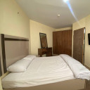 اتاق سه تخته هتل آپارتمان سلطان قشم