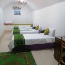 اتاق سه تخته اقامتگاه سنتی پارسیک یزد