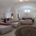 اتاق چهار تخته طبقه پایین هتل سنتی رویای قدیم یزد