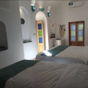 اتاق سه تخته سینگل (مستر) اقامتگاه بومگردی عمارت شاطر اردکان