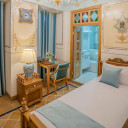 اتاق یک تخته کاملیا اقامتگاه سنتی ایزدی اصفهان