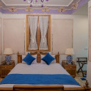 اتاق دوتخته دبل آمیتیس اقامتگاه سنتی ایزدی اصفهان