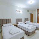 سوئیت سه خوابه پنج تخته سینگل (تیپ سه) خانه مسافر ناژوان سپاهان اصفهان