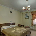 سوئیت دو خوابه چهارتخته هتل جهانگردی فیروزآباد