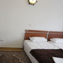 سوئیت دو تخته توئین هتل آپارتمان آلتین ارس جلفا