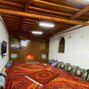 اتاق پنج نفره شاه نشین (کفخواب) اقامتگاه بومگردی کلبه مادر جان کازرون