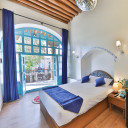 اتاق دو تخته برای یک نفر اقامتگاه سنتی آریانا مهر کرمانشاه