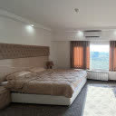 سوئیت یکخوابه دوتخته دبل استاندارد هتل آپارتمان اسپینل محمودآباد