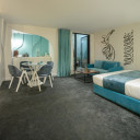 سوئیت دوتخته vip مولانا هتل مدائن مشهد