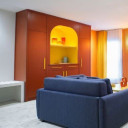 سوئیت چهارتخته vip رنگ ها هتل مدائن مشهد