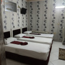 اتاق سه تخته مهمانپذیر نیک داد مشهد