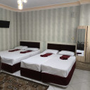 اتاق چهار تخته مهمانپذیر نیک داد مشهد